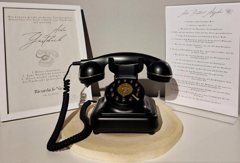 Schwarzes Retro Audio-Gästebuch Phone Mortimer